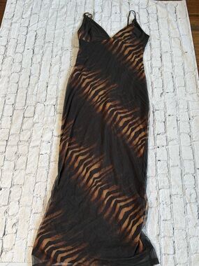 Black/tan dress